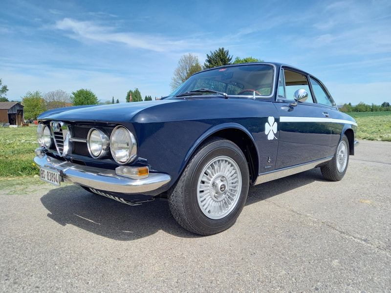 Alfa Romeo 1750 GTV, im Zustand 2021, im Besitz seit 1968, bis 1980 ständig dem Facelift wie ab Werk angepasst und danach alles wieder zurück gebaut.